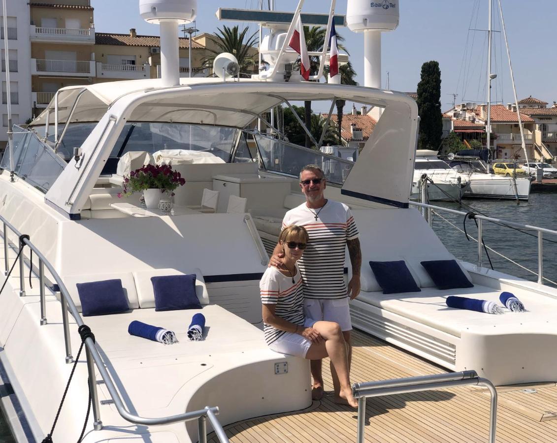 Home Sweet Boat - Chambres D'Hotes Empuriabrava Exteriör bild